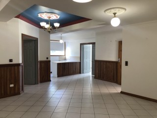 Charming Buderim Unit