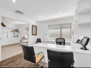 Prime Medical Suite for Sale  Close to Buderim Private Hospital, 
Perfect Location!

