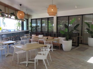 Coffee Espresso Cafe  Town Central - Low Rent