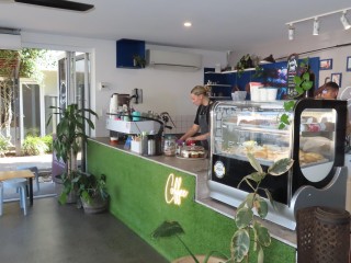 Coffee Espresso & Health Drinks Cafe - Modern Fit-out