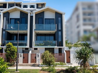 Coastal Luxe Living at Zinc, Bokarina