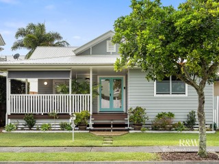 Dual Living 300m to the Beach