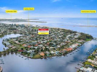 GOLDEN BEACH OPPORTUNITY - QUALITY BRICK & TILE LIVING