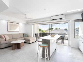 Newly Renovated Superior Apartment