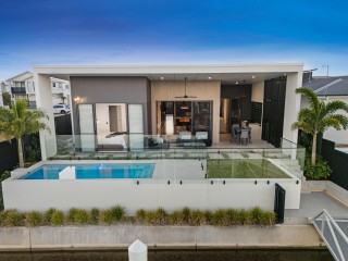 AN EXCEPTIONAL HOME WHERE LUXURY, LIFESTYLE AND DESIGN COME TOGETHER