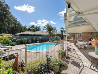 Light Filled Family Living in a Peaceful Tewantin Setting 