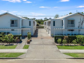 MODERN LIVING IN THE HEART OF BEERWAH