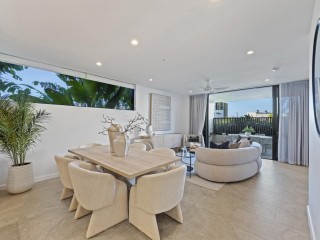 REFINED COASTAL LUXURY AT CORSICA