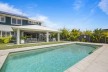 HAMPTONS INSPIRED ENTERTAINING, RESORT STYLE LIVING 817SQM
